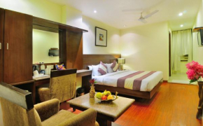 Гостиница Hotel The Raj  Нью-Дели